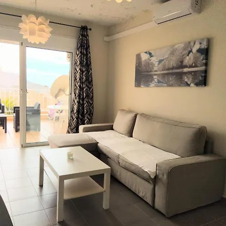 Apartmán Oceanblue Modern King Size 1 Bedroom With Seaview And Terrace *