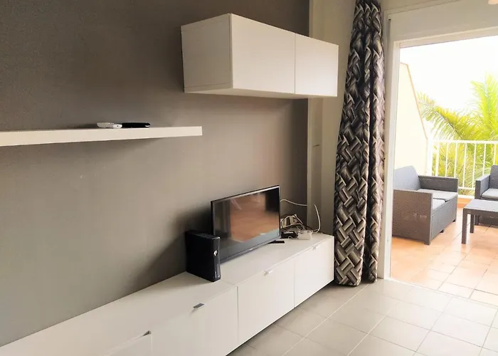 Oceanblue Modern King Size 1 Bedroom With Seaview And Terrace * Chayofa