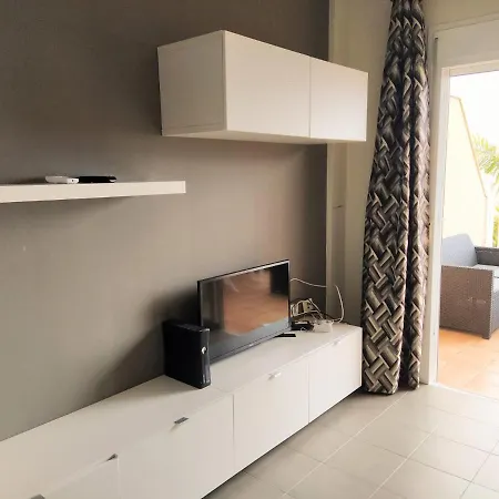 Oceanblue Modern King Size 1 Bedroom With Seaview And Terrace * Chayofa