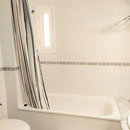 Apartment Oceanblue Modern King Size 1 Bedroom With Seaview And Terrace *